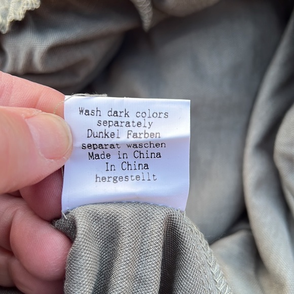 Free Prance wide legged comfy pants. Elastic waist with a draw string tie - Picture 7 of 7